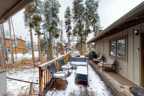 Woodsy Lodge