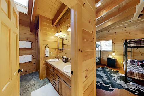 Little Bears Cabin