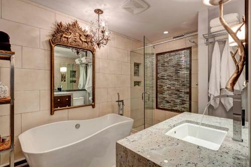 Longbranch 317 Evergreen Condo Nice Location Updates