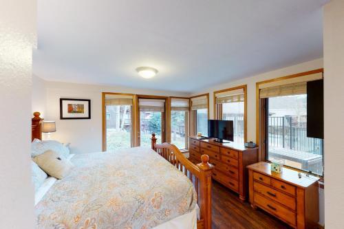 Aspen Condo Unit 3