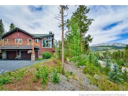 Highfield Trail Home