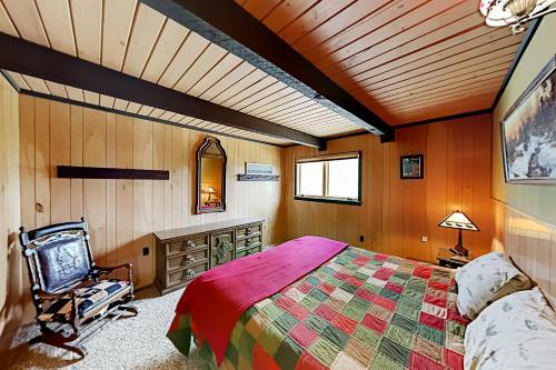 Quaint Cabin