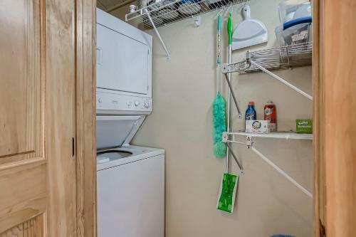 Snodallion Condo Great Breck Location