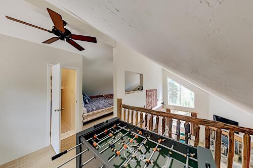 Breckenridge Bull Cabin