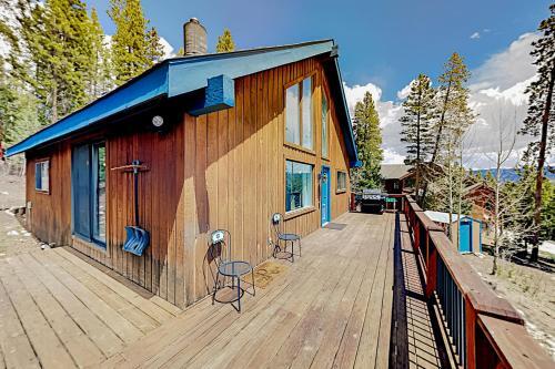Breckenridge Bull Cabin