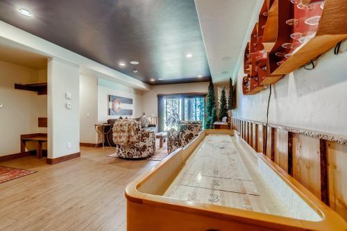 Falcon Mews Lodge Stunning Luxury Mountain Home