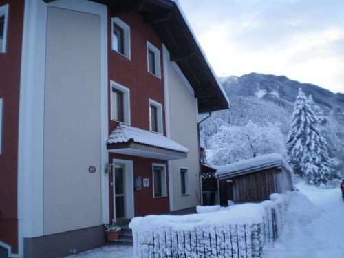 Hostal Pension Delacher