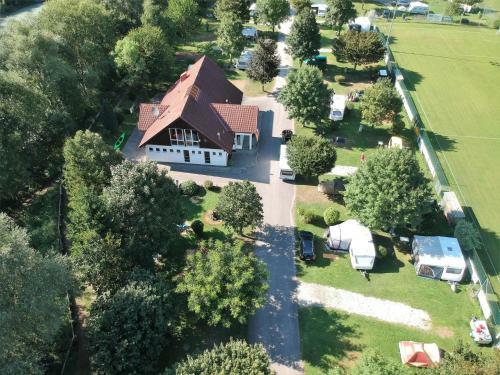 Wood Cube An Der Drau