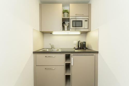Room 4 & 5 Apartments