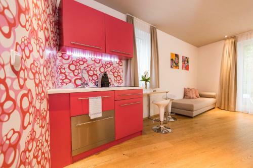 Room 4 & 5 Apartments