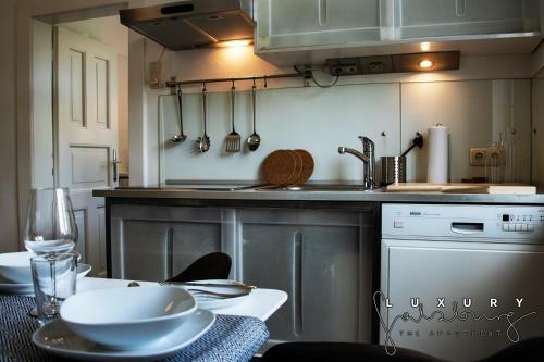 Luxury Apartment In Town