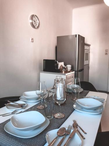 Luxury Apartment In Town