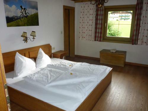 Bed & Breakfast Sportpension Penhab