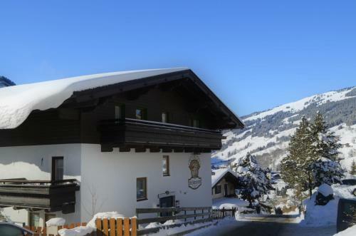 Bed & Breakfast Pension Vier Jahreszeiten