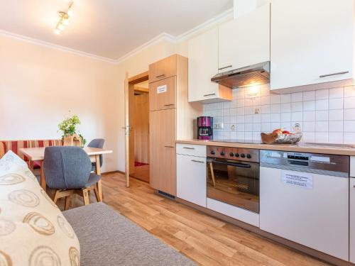 Ravishing Apartment In Saalbach-hinterglemm With Ski Storage