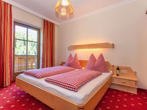 Ravishing Apartment In Saalbach-hinterglemm With Ski Storage