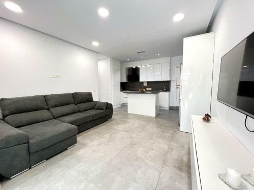 Precioso Apartamento Con Piscina A 50m de La Playa
