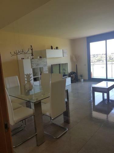 Apartamento En Cambrils, Cerca A La Playa