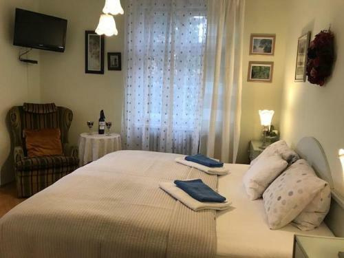 Hostal Villa Adam