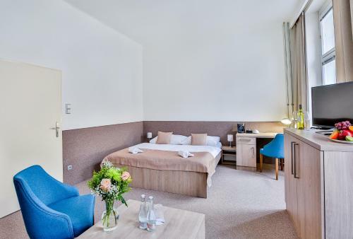 Hotel Apartments Embassy By Lh