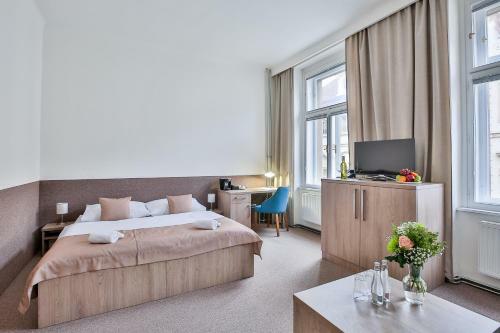 Hotel Apartments Embassy By Lh