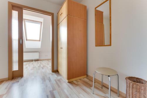 Jane's Attic Apartment