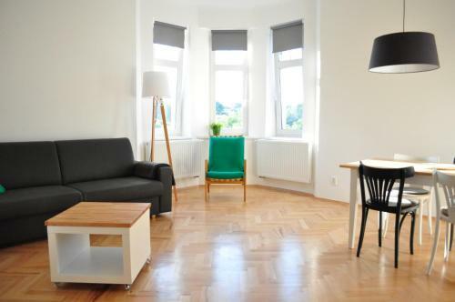 Apartamento Central-modern-apartment