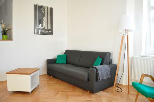 Apartamento Central-modern-apartment