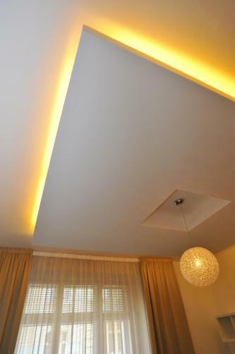 Apartment Eli?ky Kr�snohorsk�