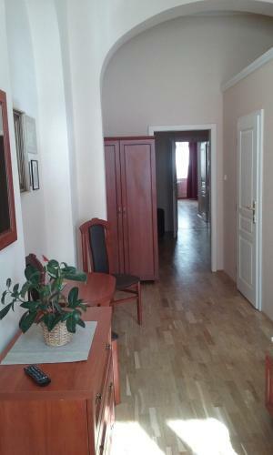 Hostal Pension Karlova