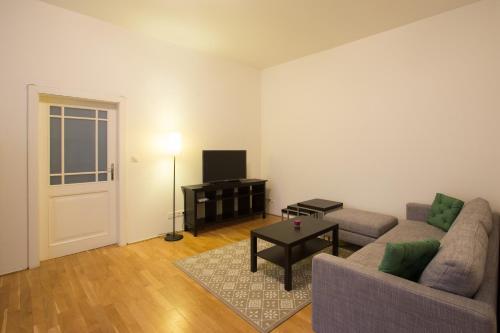Apartment With Free Garage Prague 1