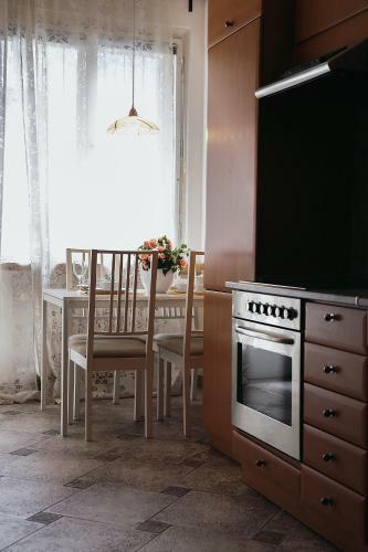 Cozy Apartment 12 Krakovska