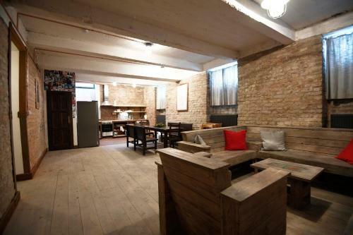 Giotto Apartments