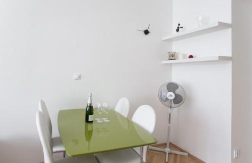 Luxury Apartment With Two Bedrooms