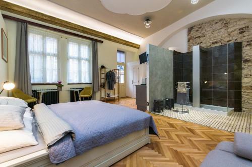 Apartment Nebovidy I - Free Parking - Terrace