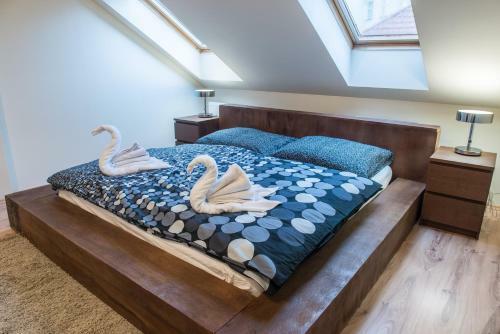 Apartamento Spacious And Quiet Attic Flat In Centre