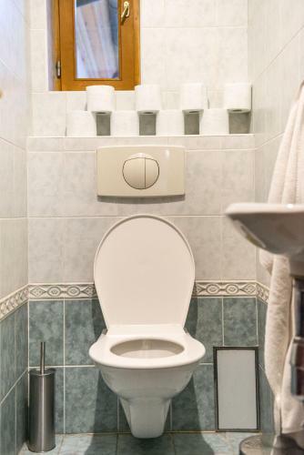 Apartamento Spacious And Quiet Attic Flat In Centre