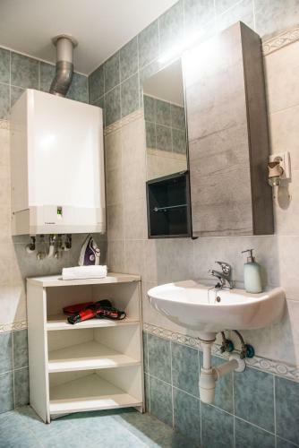 Apartamento Spacious And Quiet Attic Flat In Centre