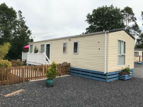 Pet Friendly Riverside Static Caravan