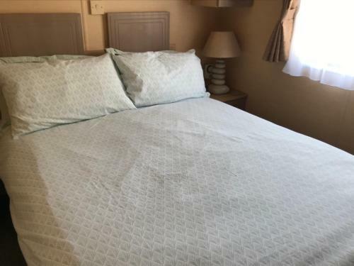 Pet Friendly Riverside Static Caravan
