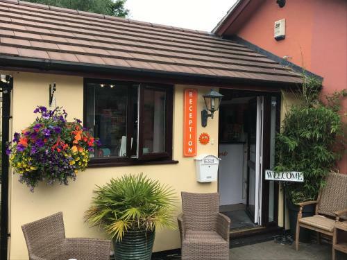 Pet Friendly Riverside Static Caravan