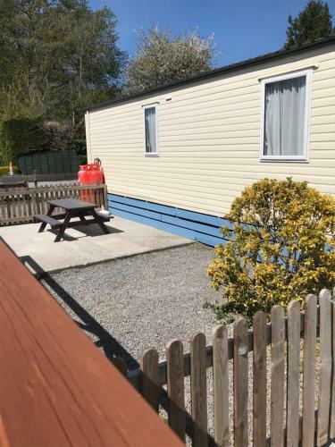 Pet Friendly Riverside Static Caravan