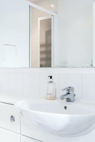 Apartamento Cloud9sa At The Charles Chertsey