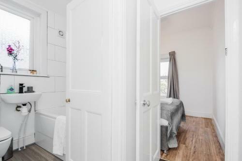 Relocation*contractor*chelmsford