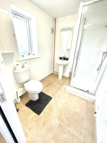 Koala And Tree - Spacious 3 Bed House, Free Parking
