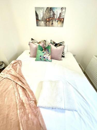 Koala And Tree - Spacious 3 Bed House, Free Parking