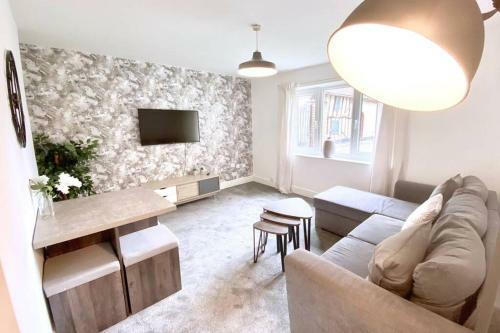 Apartamento 2 Bed Ground Floor - Self Check In - Gated Free Parking - Wifi