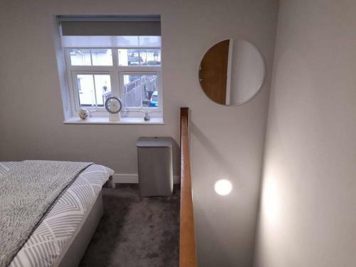 Outstanding Modern 1-bed House In Chippenham