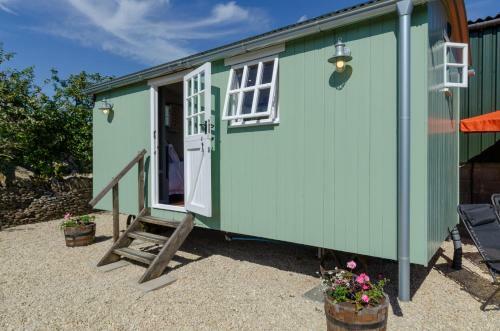 Apartamento Shepherds Hut On A Cotswold Farm Near Castle Combe