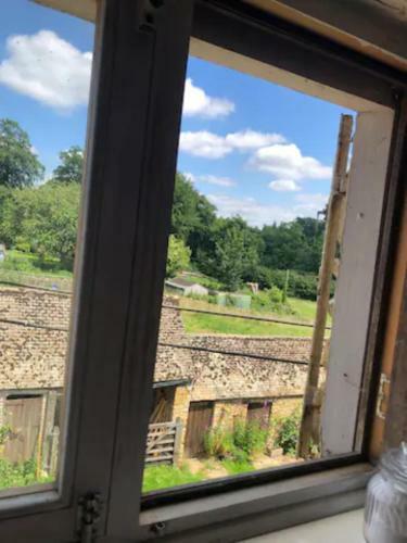 Spacious Loft Apartment In Cotswold Village
